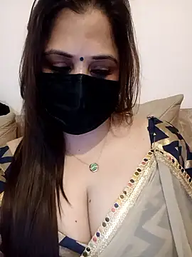 Jiya22 Adlı Modelin Canlı XXX Sohbeti