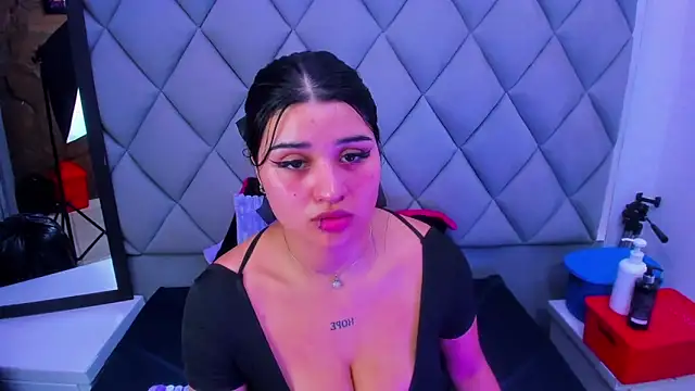 Chat XXX ao vivo de venusowen_