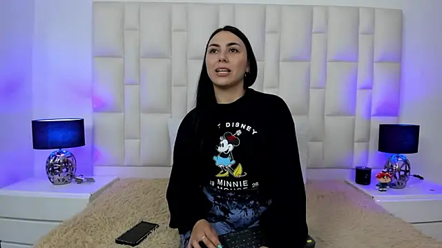 Ariana_rouse – Kamerová šou