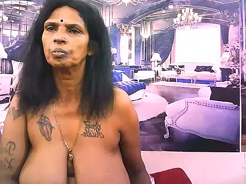 Chat XXX en directo de IndianVanya4u2u