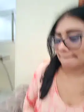 Monse--145 Live XXX-Chat