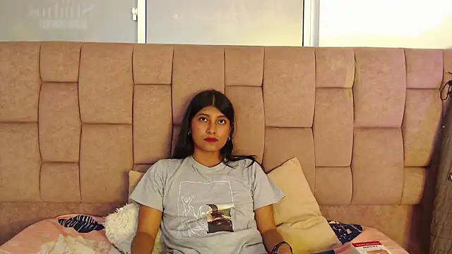 YeseniaRodriguez3 Live XXX-Chat