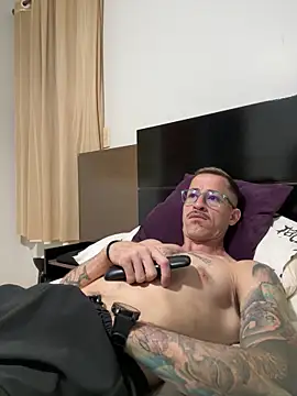Lucasjandre Live XXX-Chat