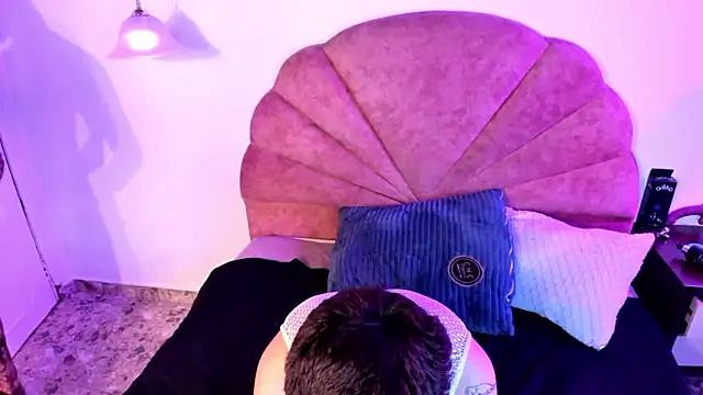 Brenda_Tina Live XXX-Chat