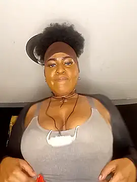 AmazonianMistress Live XXX-Chat