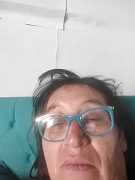 clarita_01's Live XXX Chat