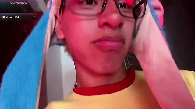 taichi_bluy Webcam show