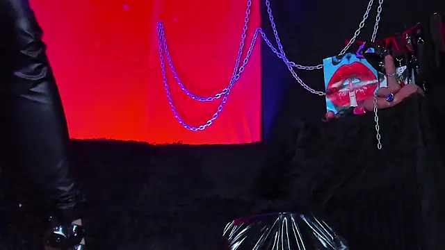 Show de KatrinaStone na webcam