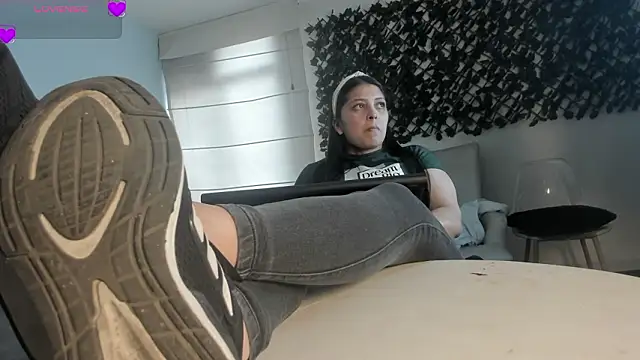 Shantal__G Chat XXX live