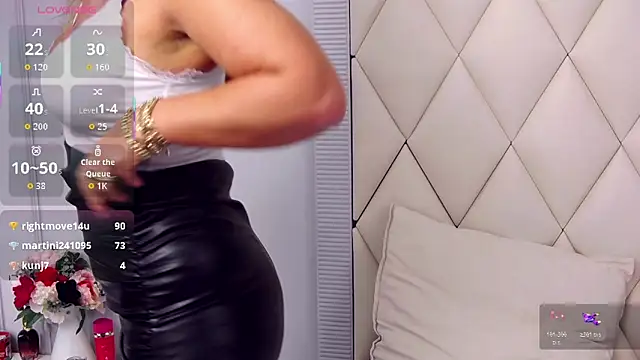 GinaBear Webcam show