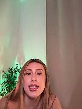 Eva_Ryen Chat XXX in diretta