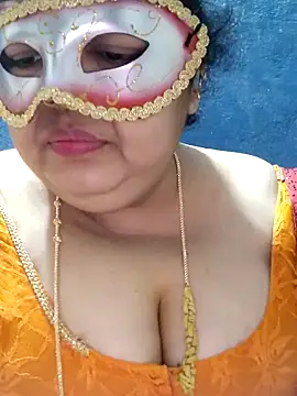 tamilthanushri Live XXX-chat