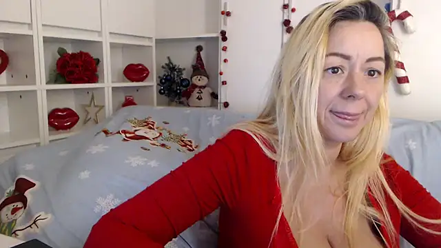 _karolynesyera_ Chat XXX live