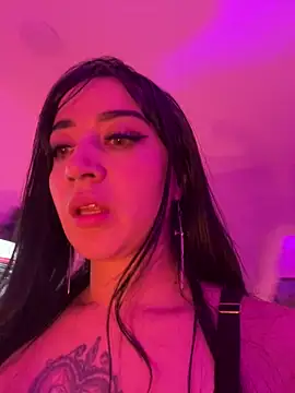 EmmyEvans1 Chat XXX live