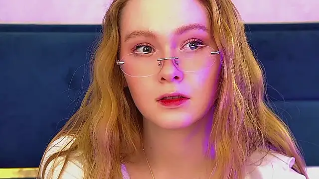 AgataFoxley Chat XXX live