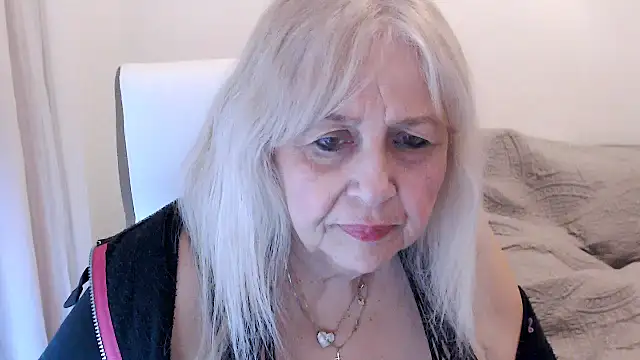 SusiLifeXXX Chat XXX live