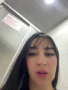 EmmyEvans1 Chat XXX live