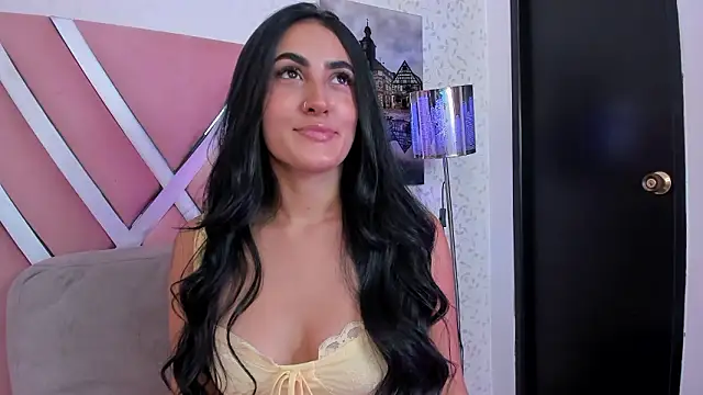 Chatroom XXX en direct de Helenn_monroy1