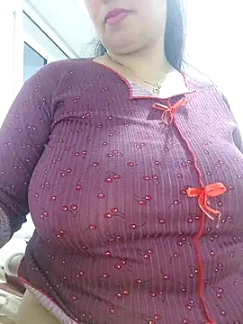 Queen_355 Adlı Modelin Web Kamerası Şovu