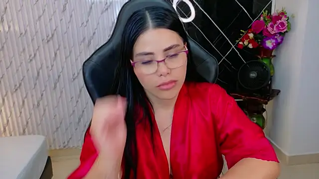 lararoberts_'s Live XXX Chat