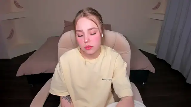 Sweet_Meg's Live XXX Chat