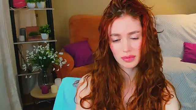 Онлайн чат XXX ChristinaConteeree