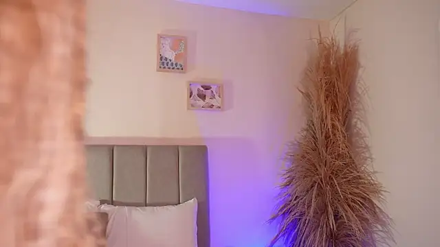 Онлайн чат XXX curvyliciousss