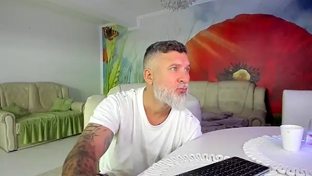 BlowMyXXL – webcam-show