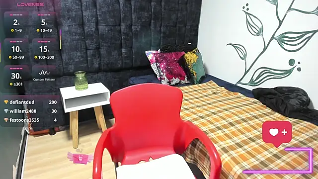 Chat +18 de Charlotte__Gray ao vivo