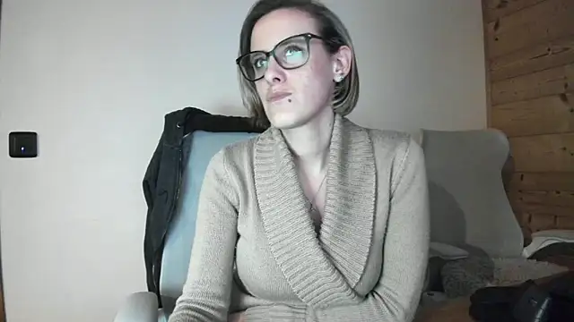 Czat XXX na żywo – Madame_Callie