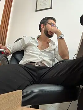 Онлайн чат XXX Milosky000