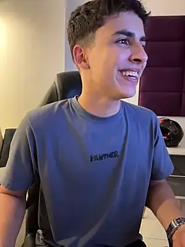 AdrianRinaldi Chat XXX live