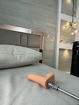 emily_browne's Live XXX Chat