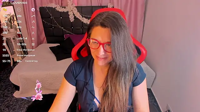 Hanna_MA Chat XXX live