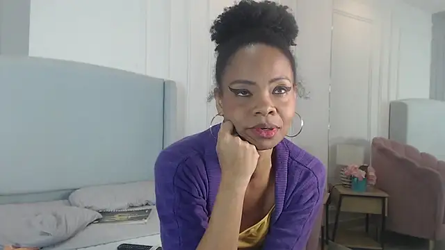 Czat XXX na żywo – ChantalGarner