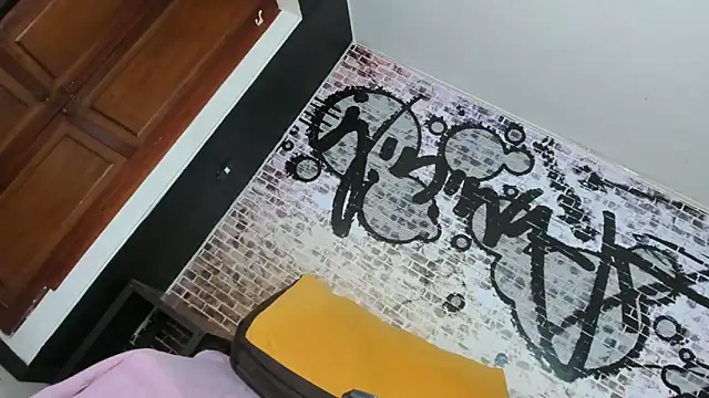 SaadyDeepAssのライブXXXチャット