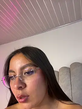 Chatroom XXX en direct de Nicollewest1