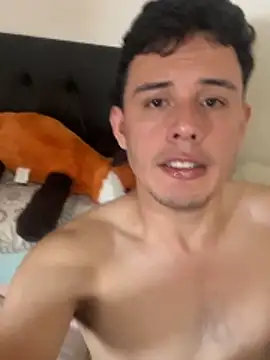 Keylerth_ Live XXX Chat