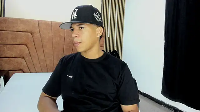 MATHY_ROBERT Webcam Show