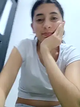 honeyhotgirl19's Live XXX Chat