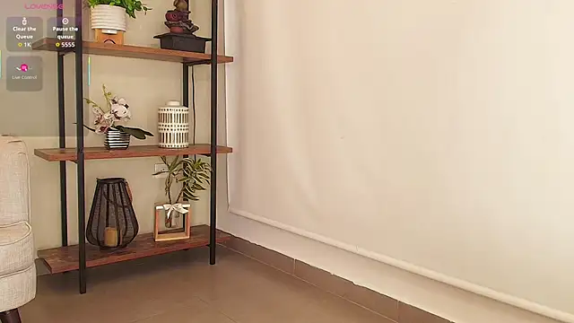 Sassy--Girl's Live XXX Chat