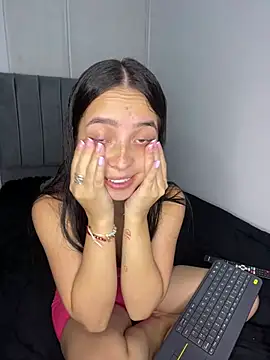 dalianataba Adlı Modelin Canlı XXX Sohbeti