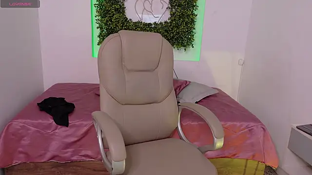 Czat XXX na żywo – KaelSwitch