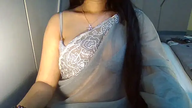 Yashika_Loves Chat XXX live