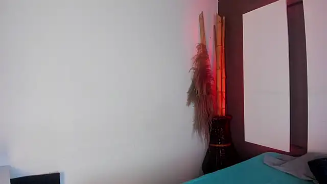 แชท XXX สดของ Mila_toro