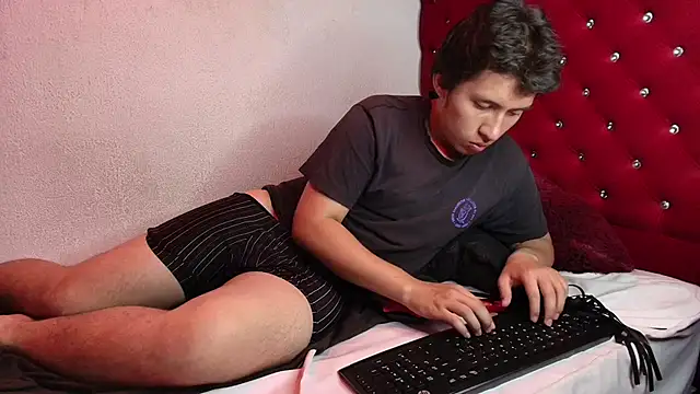 DomInferno_nom Show Webcam