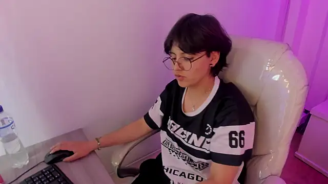 Nathaly_ds Chat XXX live