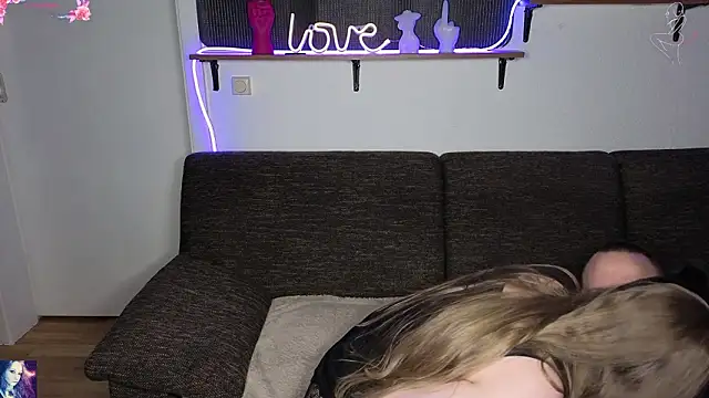 Milla4you_ Chat XXX live