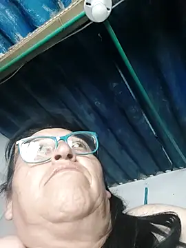 Chatroom XXX en direct de clarita_01