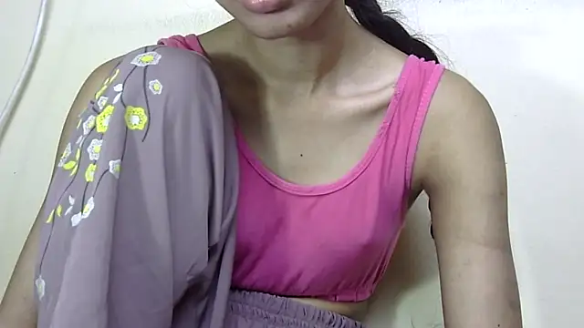 Anu_tiny's Live XXX Chat